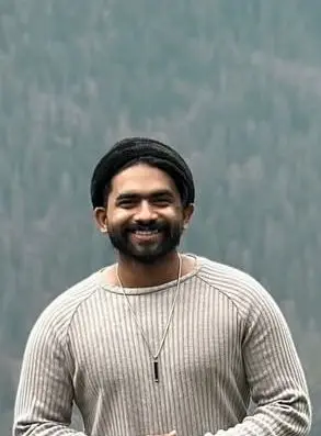 digital marketing consultant in calicut testimonial guy