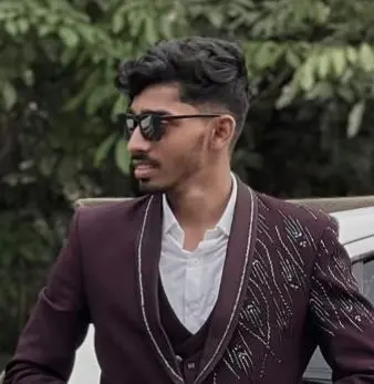 digital marketing consultant in calicut testimonial guy